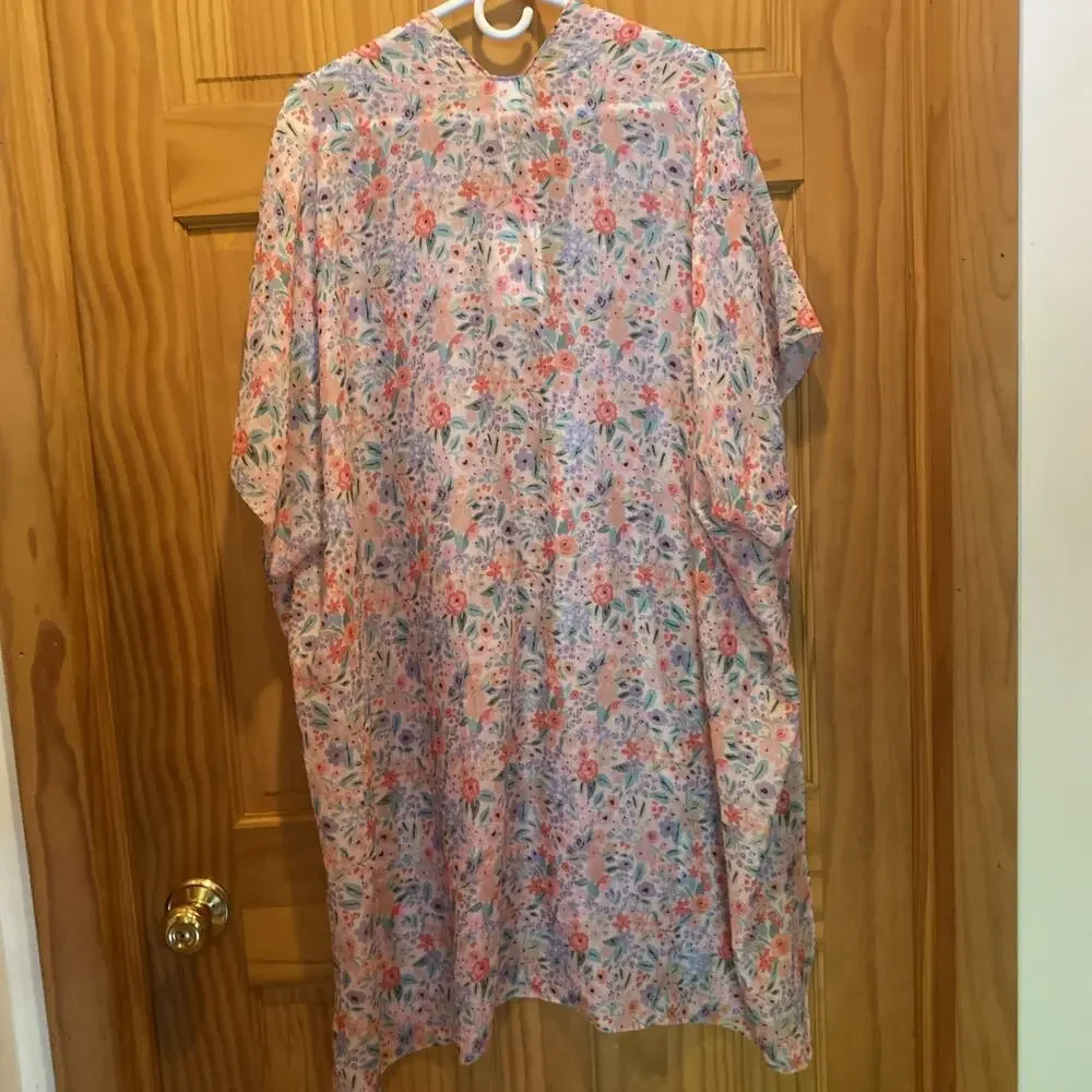 NWT Marleylilly One Size Pink Floral Kimono Cover Up
